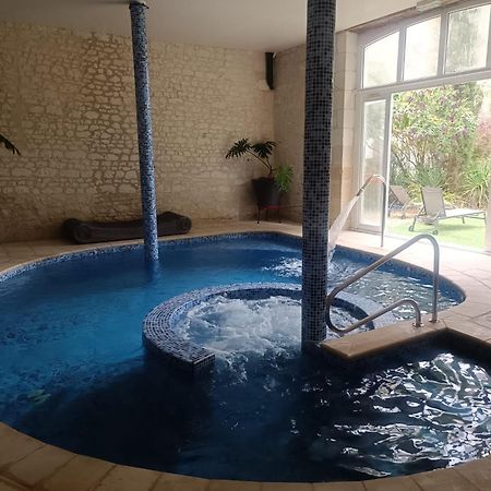 Hostellerie Les Hauts De Sainte Maure Esterno foto