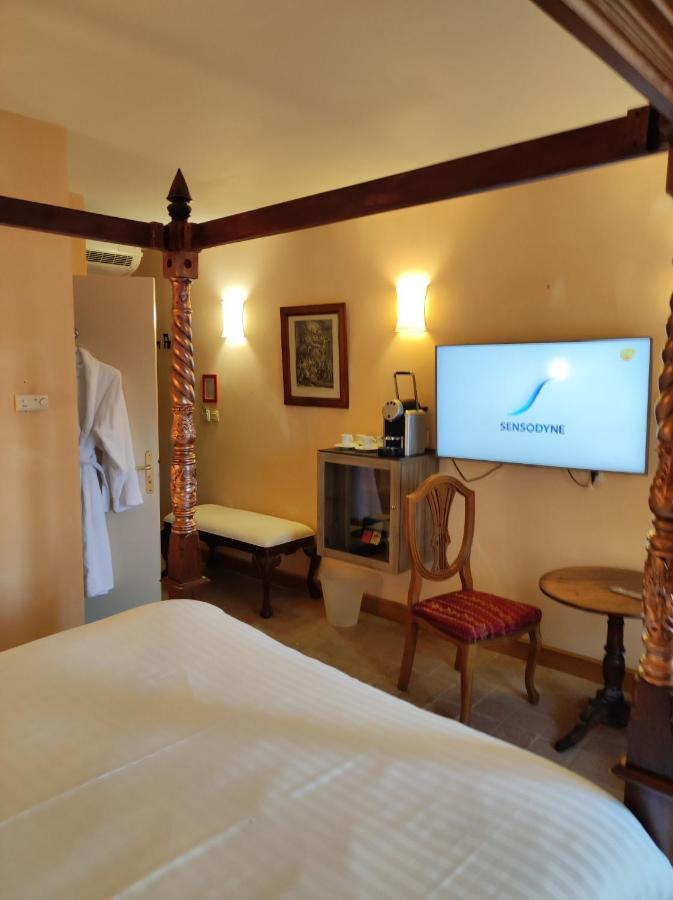 Hostellerie Les Hauts De Sainte Maure Esterno foto