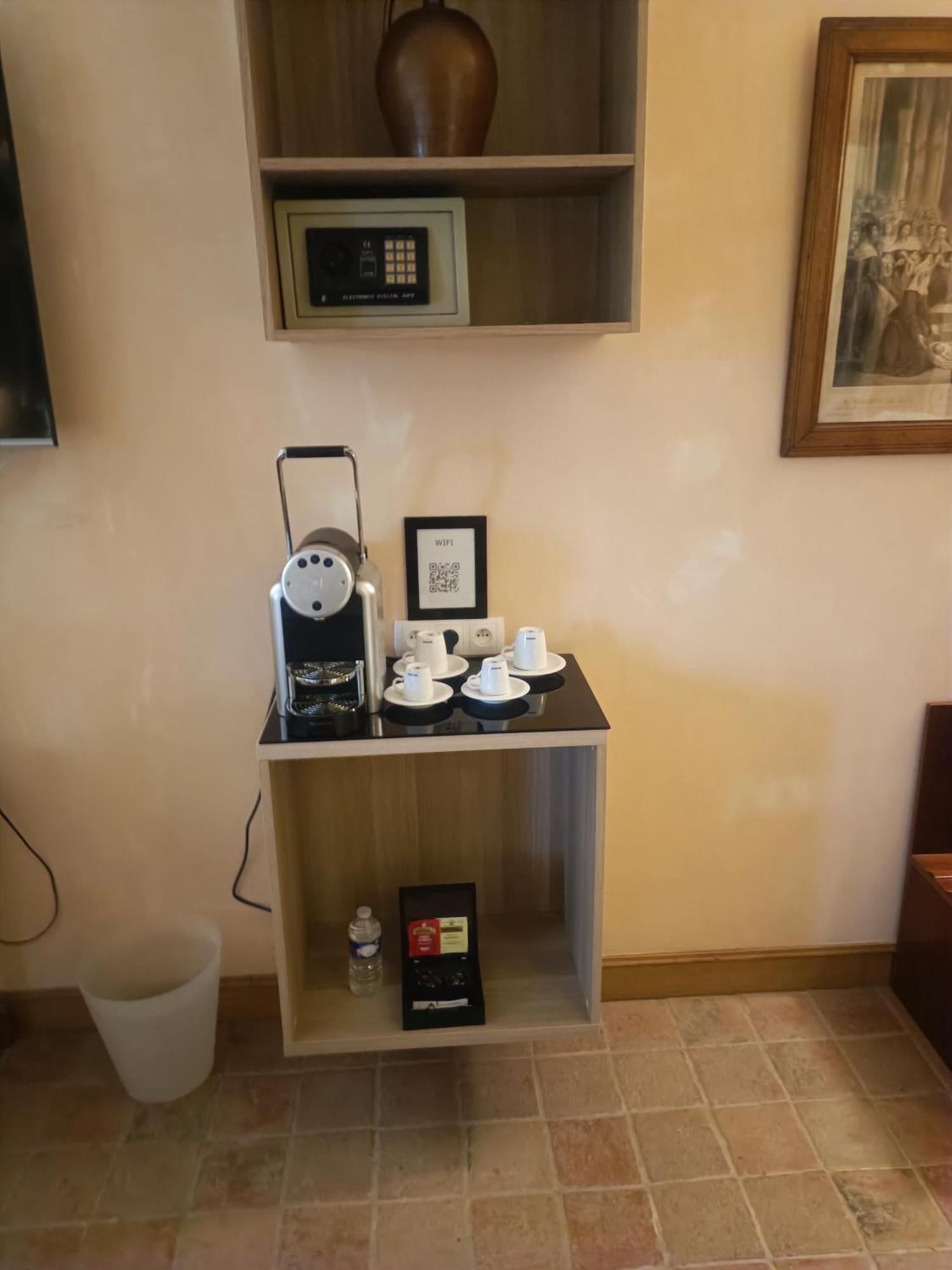Hostellerie Les Hauts De Sainte Maure Esterno foto